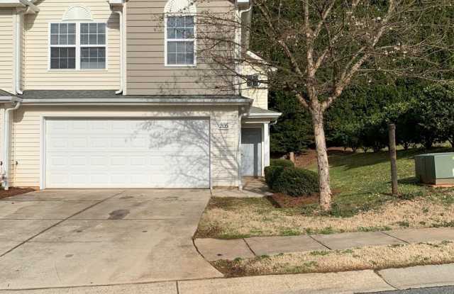 205 Clusters Circle - 205 Clusters Circle, Mooresville, NC 28117
