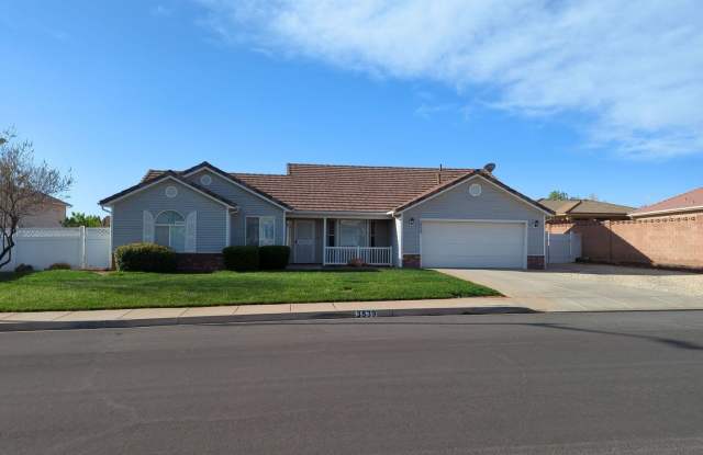 Gorgeous 4 Bedroom 2 Bathroom Pet-Friendly Home! - 3539 Windmill Drive, Santa Clara, UT 84765
