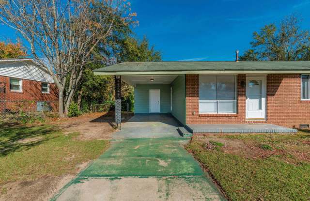 BRICK RANCH HOUSE located in South Augusta Gallery 1