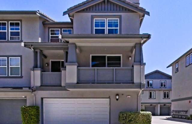 Spacious 3‑Bedroom Home in Prime San Diego Location photos photos