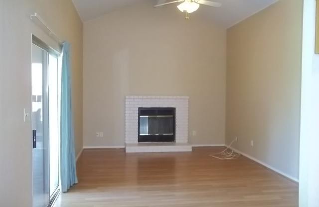 NW Cul-de-sac home offering plenty of amenities.  Coming available soon! Gallery 3