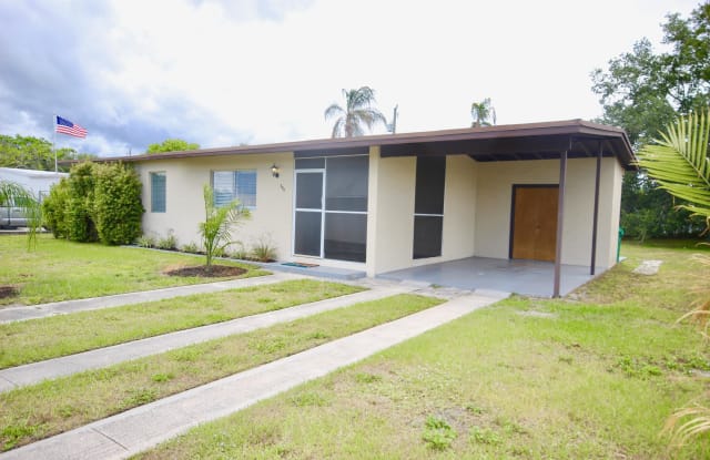 380 Sandia Avenue - 380 Southeast Sandia Drive, River Park, FL 34983