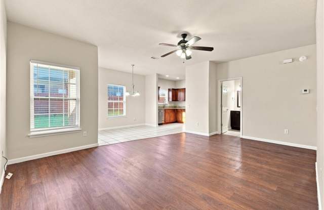 3207 SW Deerfield Boulevard Gallery 4