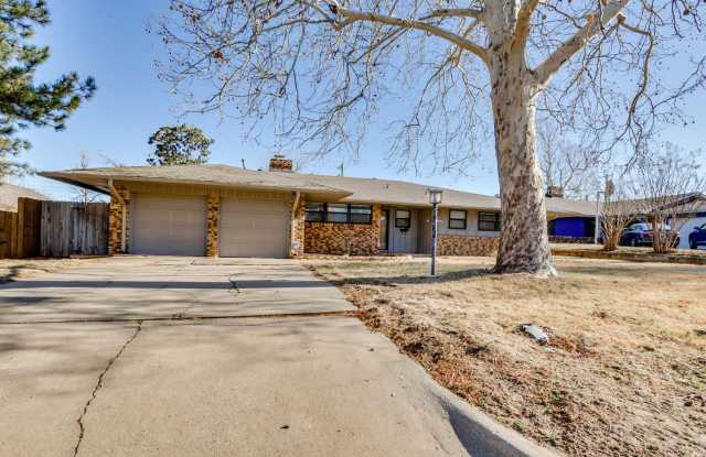 Three bed house in Coronado Heights photos photos