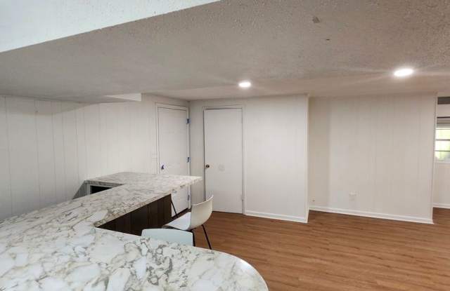 The House Boat Garage Apartment photos photos The House Boat Garage Apartment photos photos