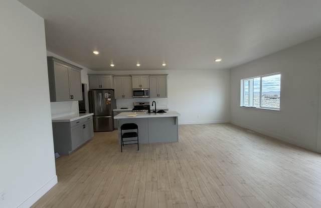 3945 North Christopher Street#116 Gallery 2