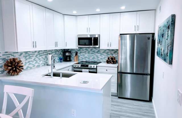 647 Waterside Drive Gallery 3