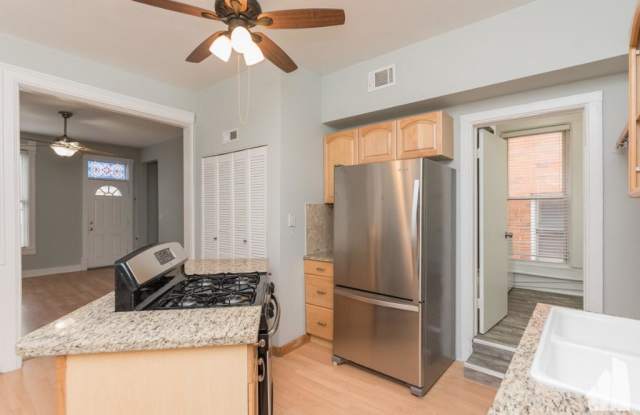 3110 N Racine Ave photos photos