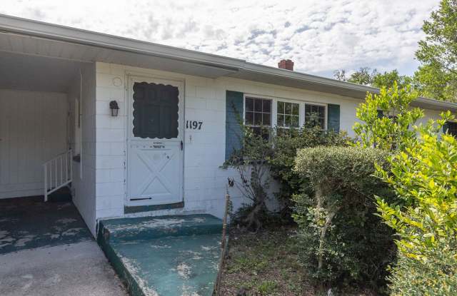 1197 North Garfield Avenue Gallery 2