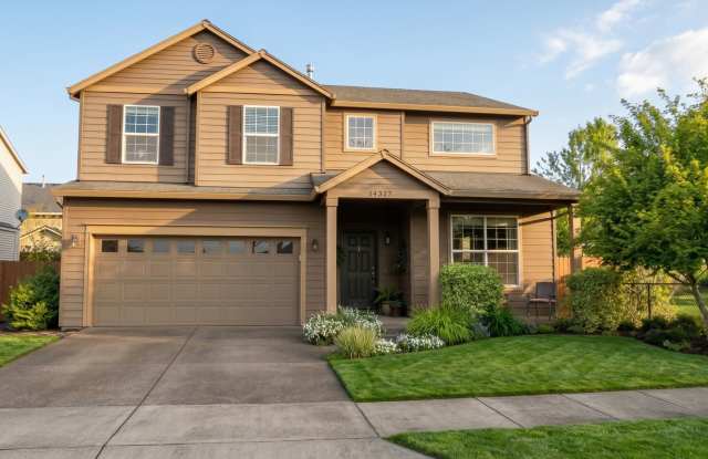 Lovely Spacious 4 Bedroom Home Located in Oregon City Gallery 1