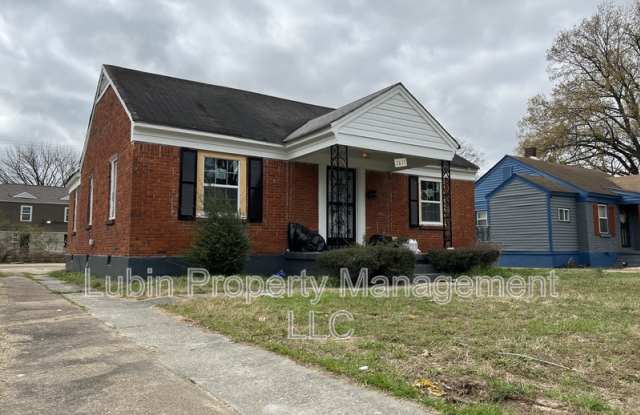 2811 Larose Ave photos photos