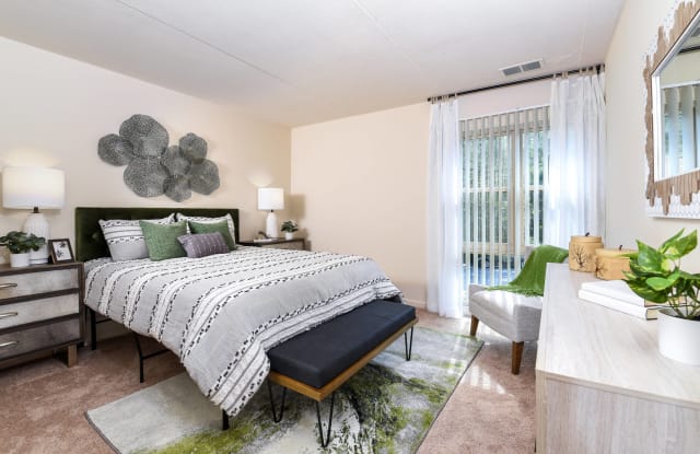 Top of the Hill Apartments Gallery 3