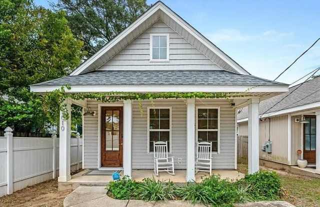 1010 N D St photos photos