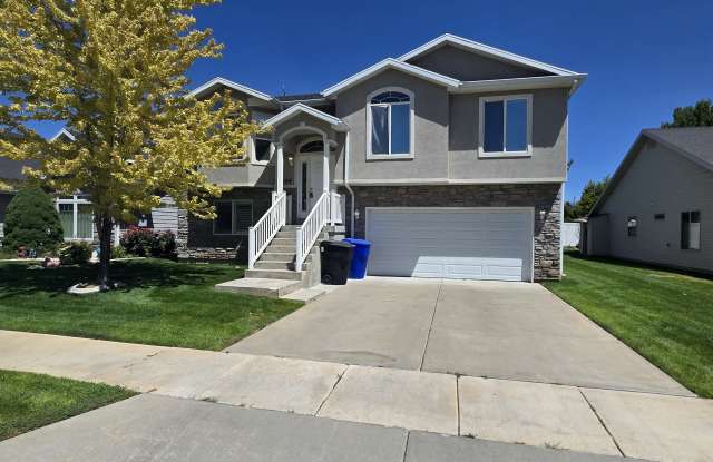 488 N 3100 W photos photos