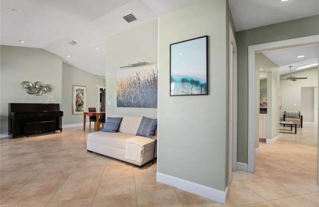 9977 Treasure Cay Ln Gallery 2