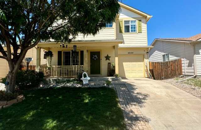 Cozy 3 Bedroom home close to Powers Blvd photos photos