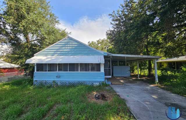 ADORABLE 2 Bedroom | 1 Bath House Available for Rent in Lakeland *MOVE-IN SPECIAL* photos photos