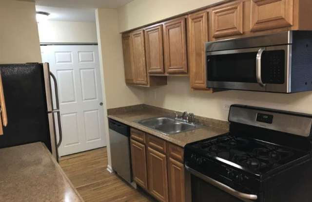 1626 West Estes Avenue - 1626 West Estes Avenue, Chicago, IL 60626 1626 West Estes Avenue - 1626 West Estes Avenue, Chicago, IL 60626