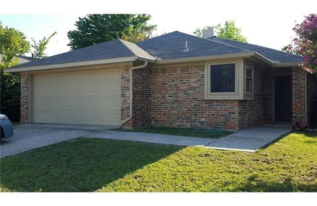 906 Azalia Drive - 906 Azalia Drive, Lewisville, TX 75067