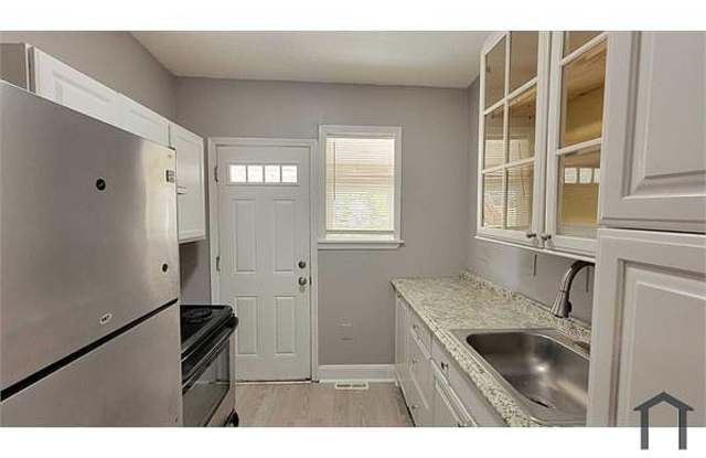 1900 Griffis Avenue photos photos