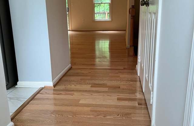 5459 GROVE RIDGE WAY Gallery 2