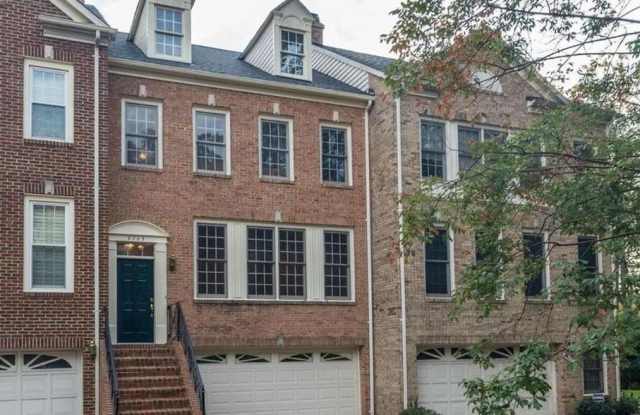 9703 WHITLEY PARK Place unit: Th-17 photos photos