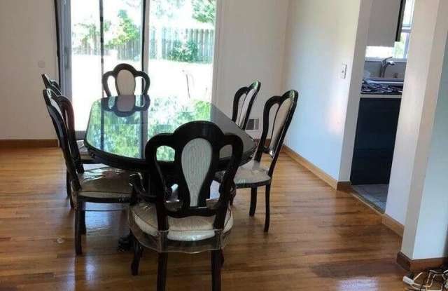 505 W Lincoln Avenue Gallery 4