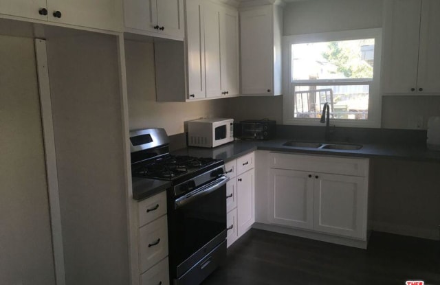 3727 SISKIYOU Street - 3727 E Siskiyou St, Los Angeles, CA 90023