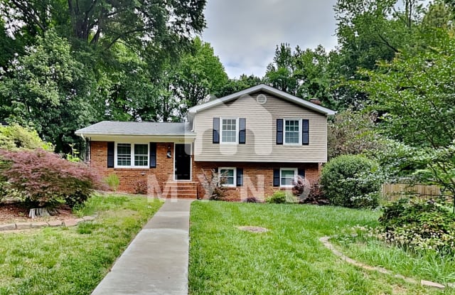 5123 Glenbrier Dr - 5123 Glenbrier Drive, Charlotte, NC 28212