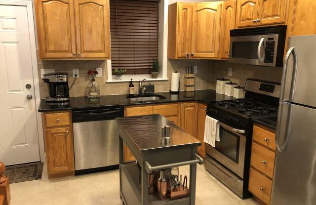524 Dudley St photos photos