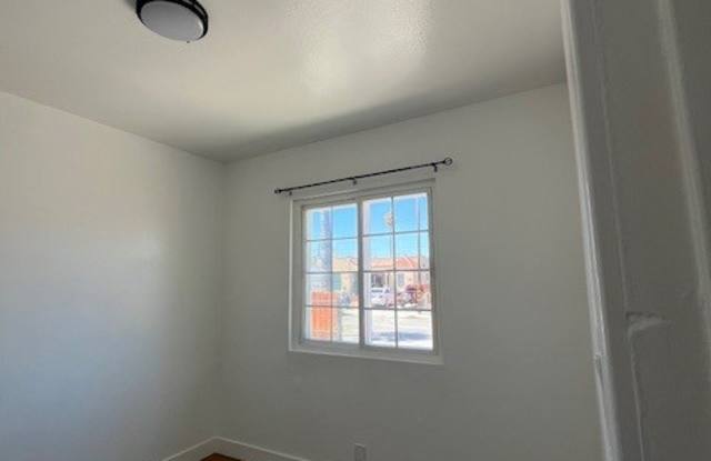 1246 W. 96th St. photos photos