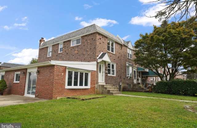 331 N OAK AVENUE - 331 North Oak Avenue, Delaware County, PA 19018