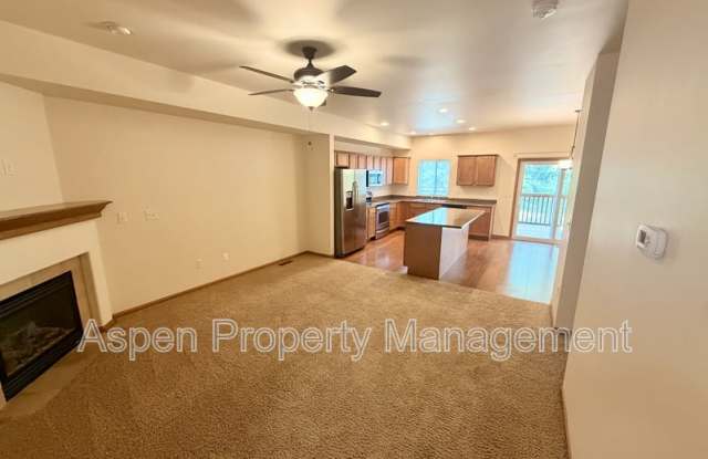 922 Ryan Court Gallery 3
