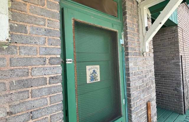 516 S Kansas Street Gallery 3