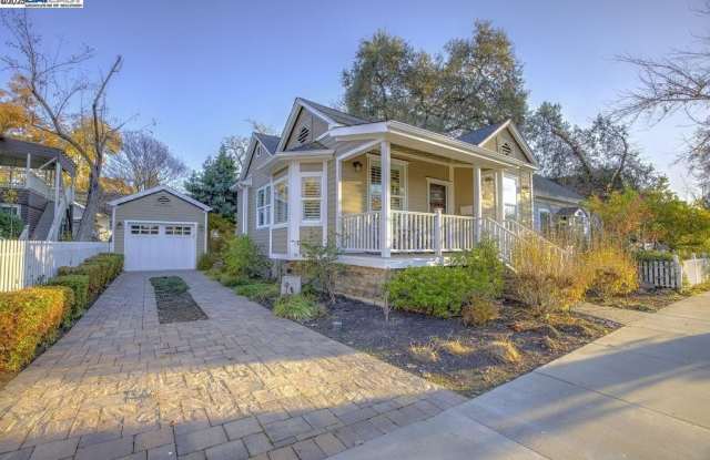 4536 1St St photos photos