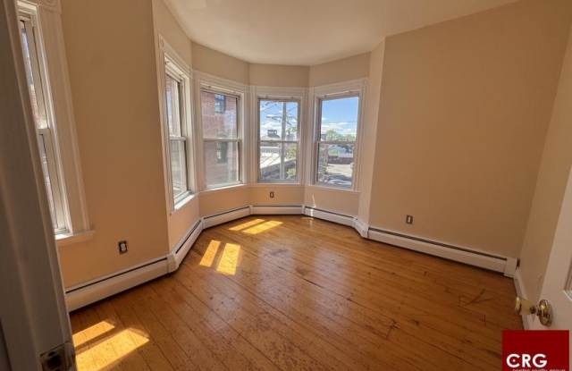 13 Bismarck St. Gallery 1