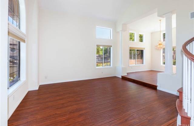 19908 E Country Hollow Drive Gallery 4
