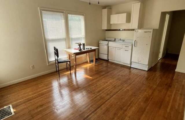 100 Selye Terrace - Up #3 photos photos