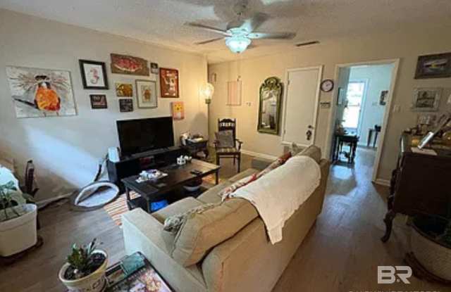 405 Circle Drive Gallery 4