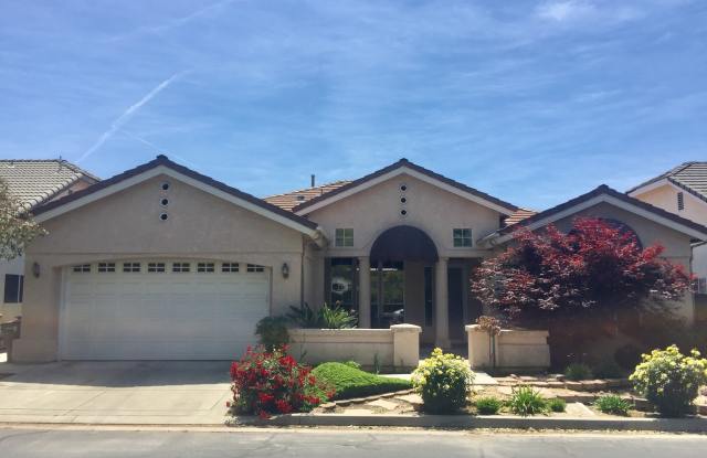 Beautiful 3 bedroom 3 full baths 2117 sq. ft. Located in Nees Park Villas photos photos