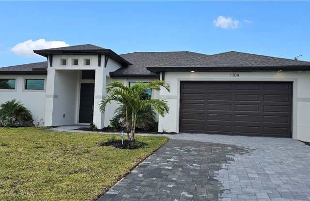 1704 NW 38th Avenue photos photos