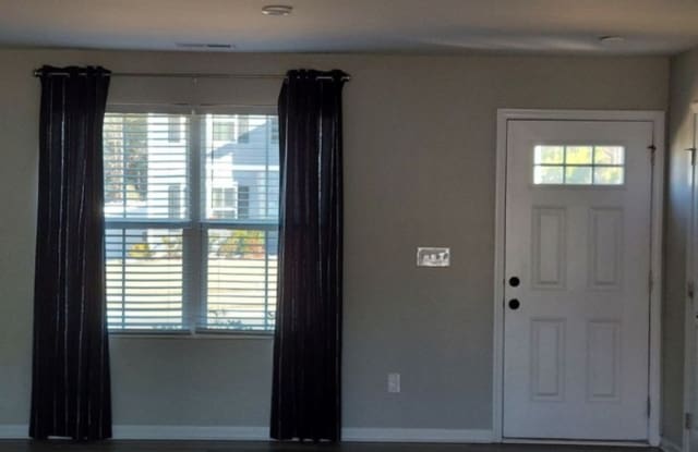 1021 Jeffrey Ct SW Gallery 3
