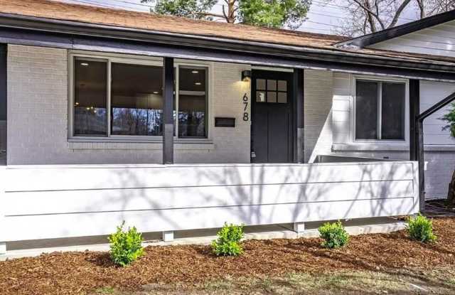 4 Bedroom Single Family Home in Denver - 678 South Jasmine Way, Denver, CO 80224