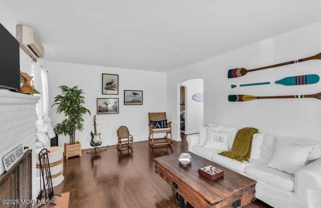 99 River Court Gallery 3