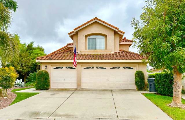 Awesome Two-Story Home, Recently & Freshly Updated, just minutes to downtown Fallbrook! photos photos