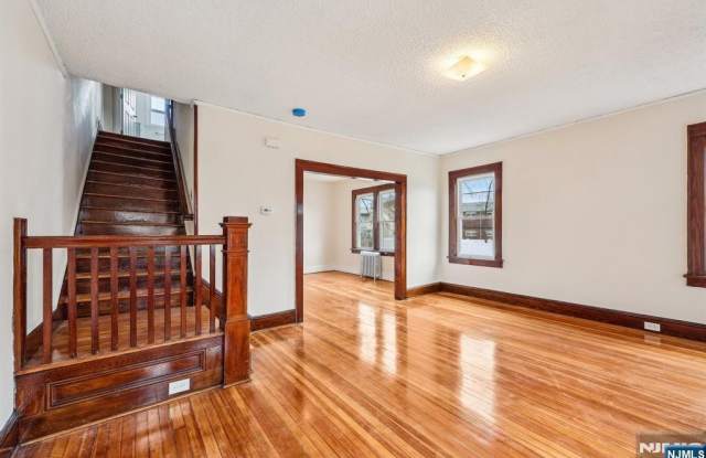 272 Clay Street 2 photos photos