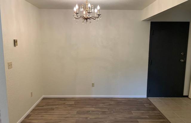 12300 28th Ave NE #103 Gallery 4