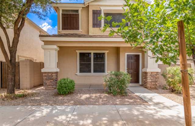 Poolside, 3 bedroom in The Gardens! - 1531 South Avocet Street, Gilbert, AZ 85296
