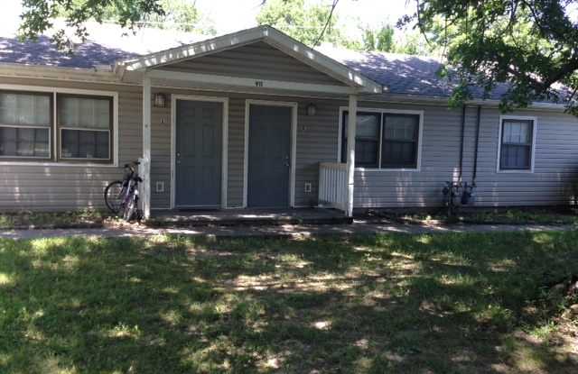 911 E. Quincy Duplex photos photos