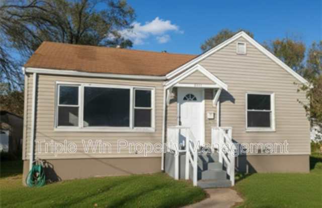 8333 Whitewater Dr photos photos